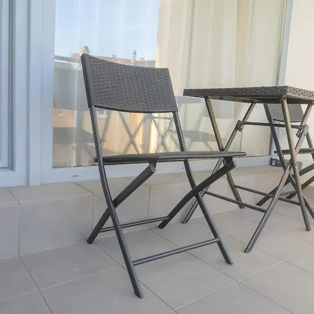 Premium Centre Bedrooms Hotel 4*