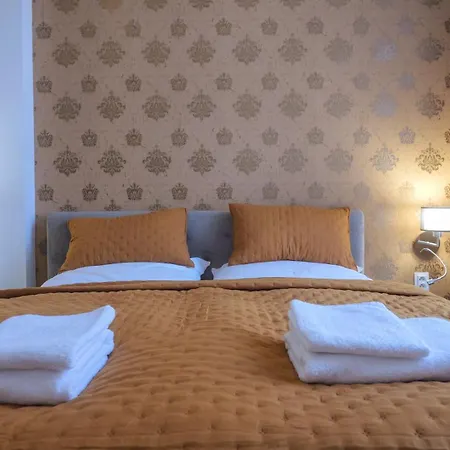 Premium Centre Bedrooms ホテル